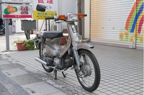 美品★スーパーカブ★50★カスタム★グレー★角目 シンプルなカラーが嬉しい♪【HONDA】スーパーカブ50カスタム グレー